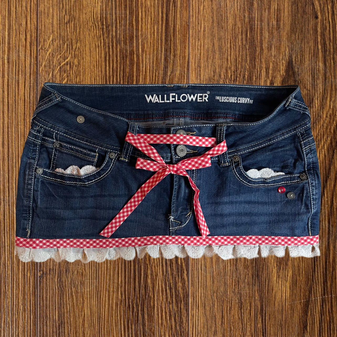 ୨୧ reworked OOAK vintage micro mini denim skirt with lace trim, contrast stitching and bow details