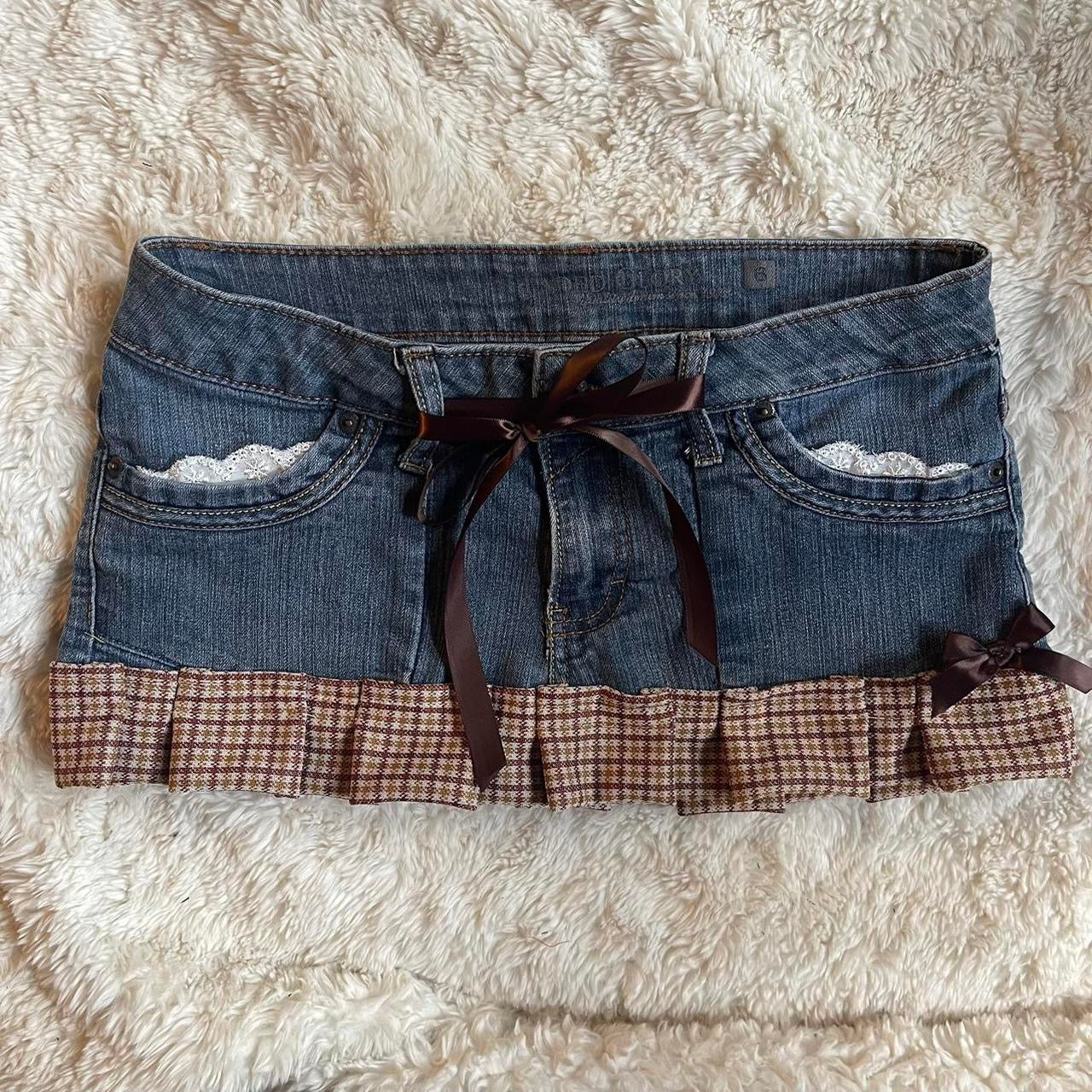୨୧ reworked OOAK vintage 70s brooklyn baby princess micro mini denim skirt with trim, lace and bows
