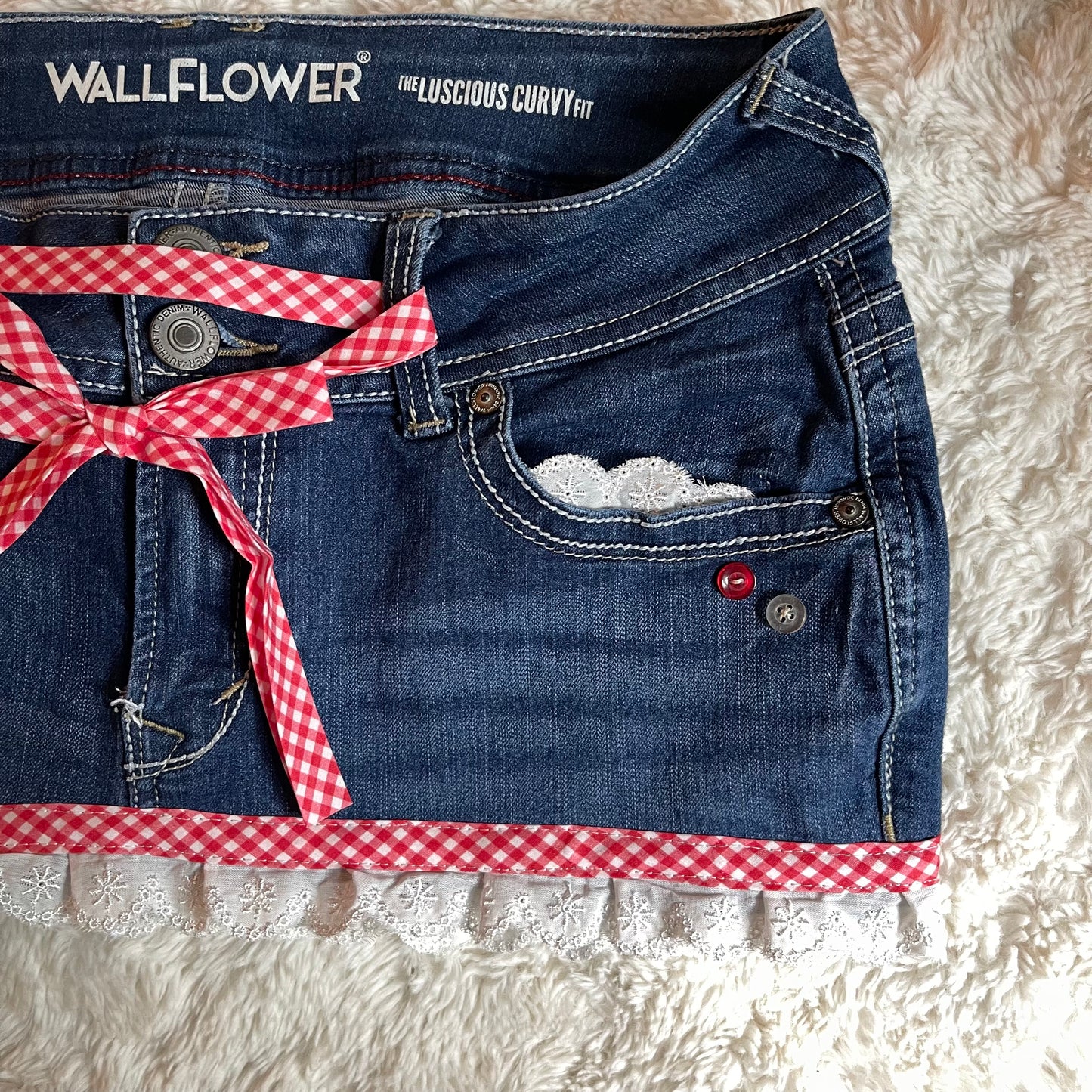 ୨୧ reworked OOAK vintage micro mini denim skirt with lace trim, contrast stitching and bow details