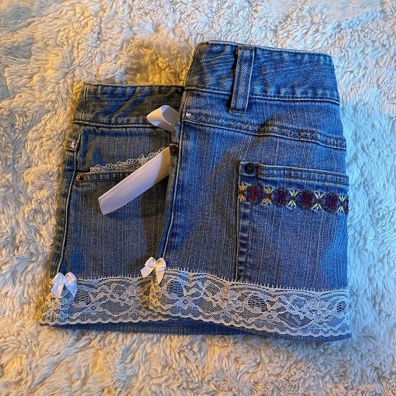 ୨୧ reworked OOAK 2000s extreme denim micro mini skirt with lace trim & white bows