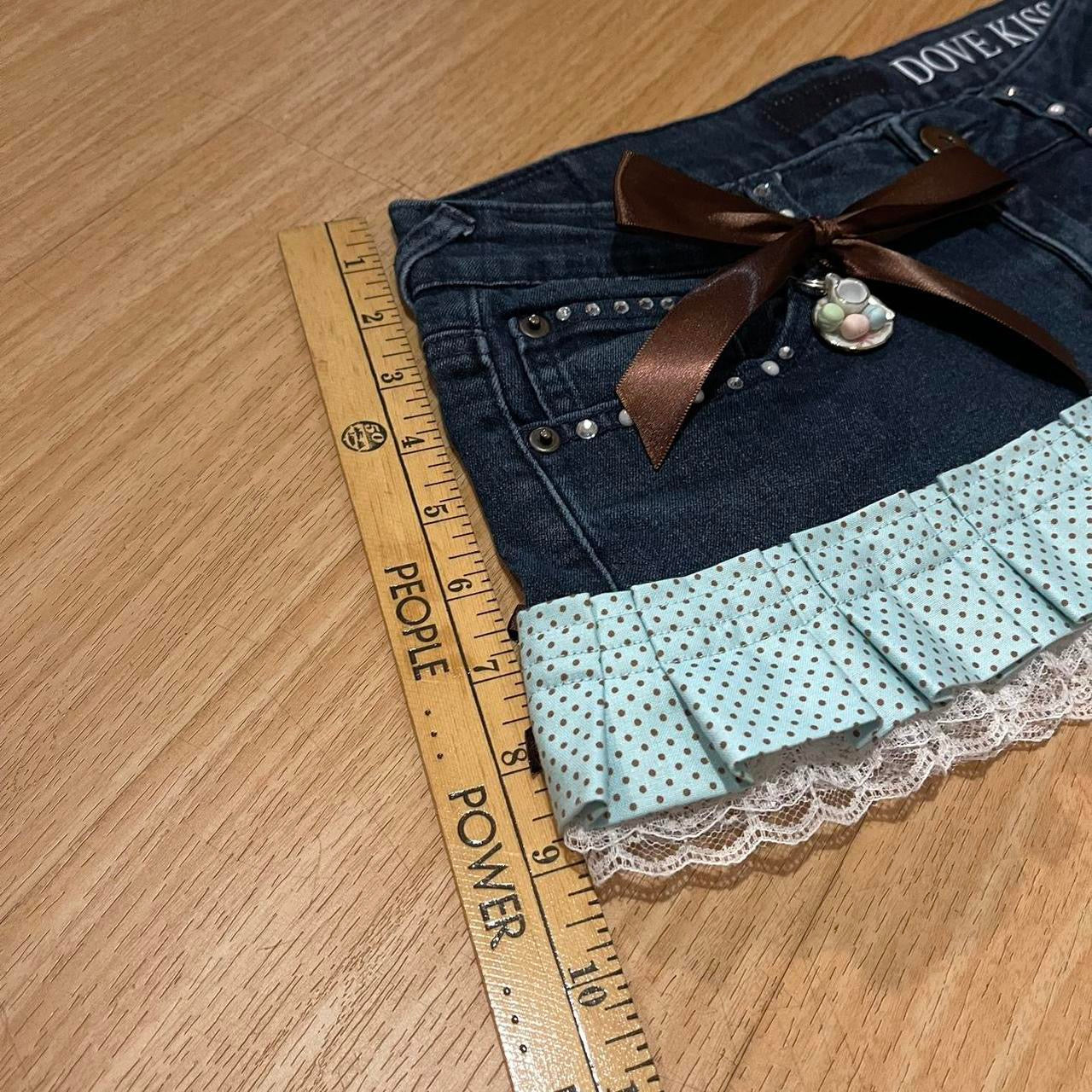 𓏲ּ𝄢 ‘𝐶𝑎𝑓𝑒 𝐷'𝑎𝑚𝑜𝑢𝑟’ Princess Micro Mini Skirt - SIZE S