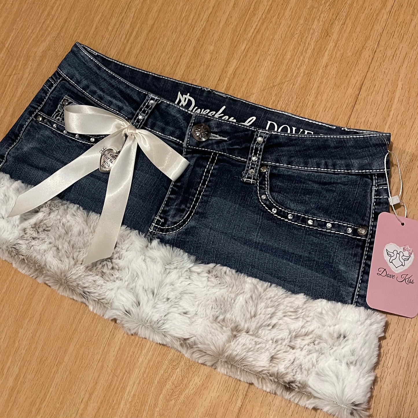 PRETTY PRINCESS Mini Faux Fur Skirt - SIZE M