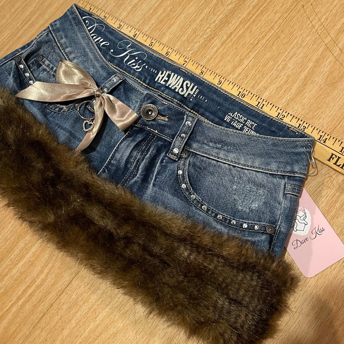 ୨୧ Dove Kiss Princess Micro Mini Faux Fur Trim Skirt - SIZE S
