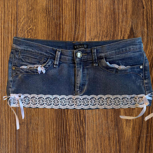 ୨୧ reworked OOAK 2000s extreme denim micro mini skirt with contrast stitching, white lace trim & white bows