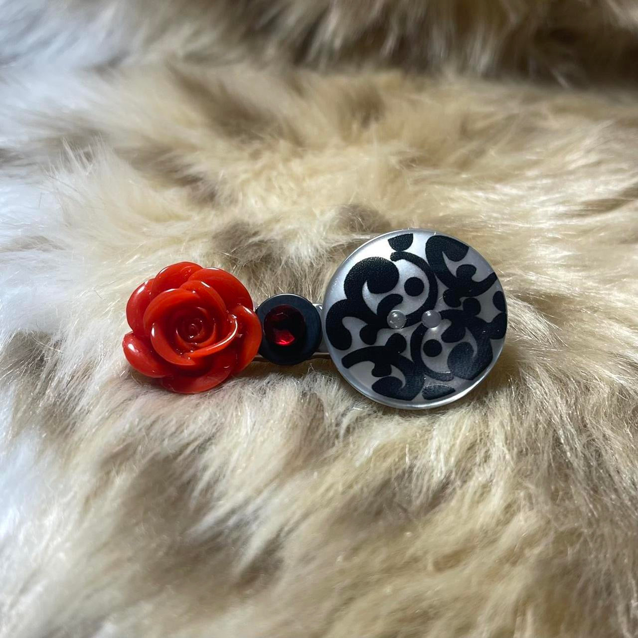 "ETERNAL BLOOM" In Red Mini Hair Clip ୨୧