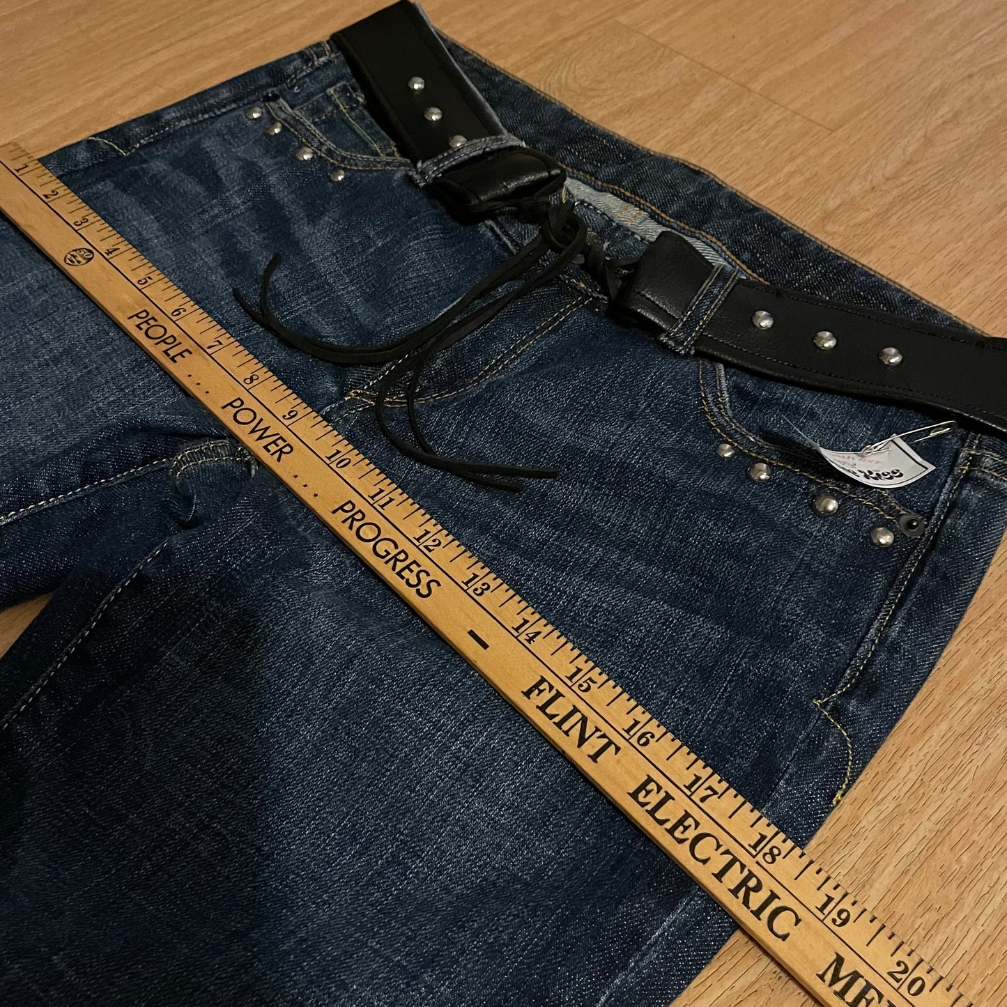 ROCK ANGEL Lowrise Studded Jeans