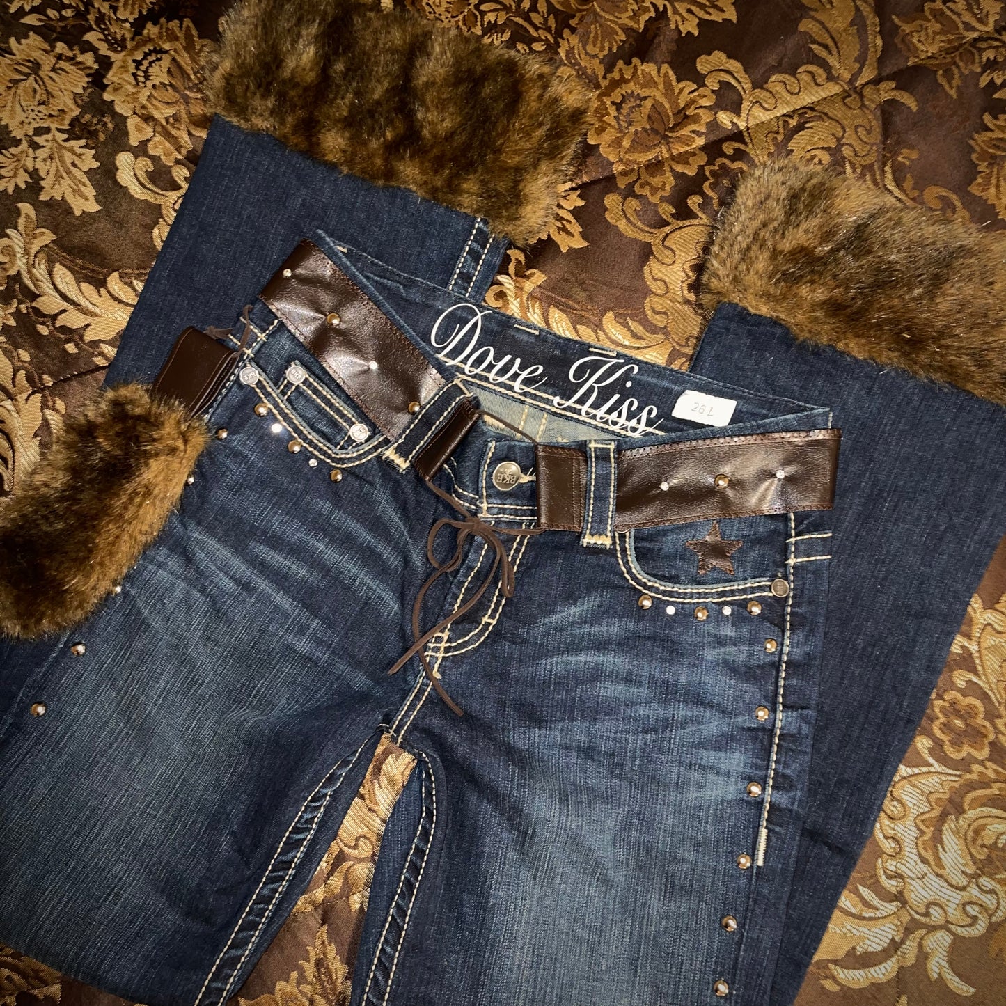 The “SHOWSTOPPER” Diva Faux Fur Trim Jeans - SIZE 26L