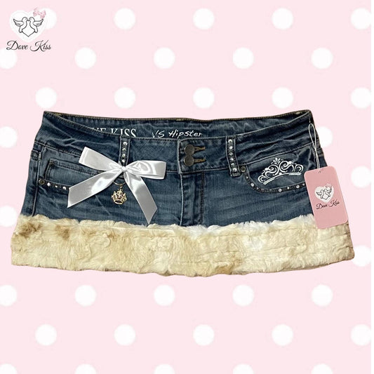 ୨୧ ‘Pretty Princess’ by Dove Kiss mini fur trim skirt - SIZE L