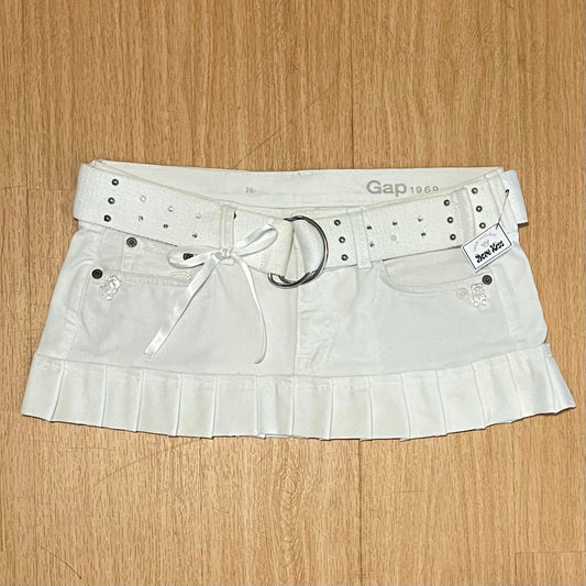 ୨୧ reworked OOAK 2000s snow angel princess extreme denim micro mini skirt with ice clear teddy charms, lace trim, rhinestone y2k grommet belt, buttons & white bows