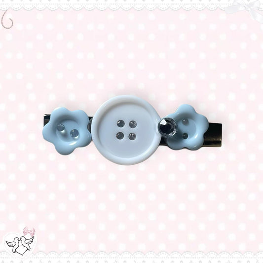 ✮⋆˙ OOAK ‘daisy baby’ in blue by Dove Kiss hair clip ୨୧