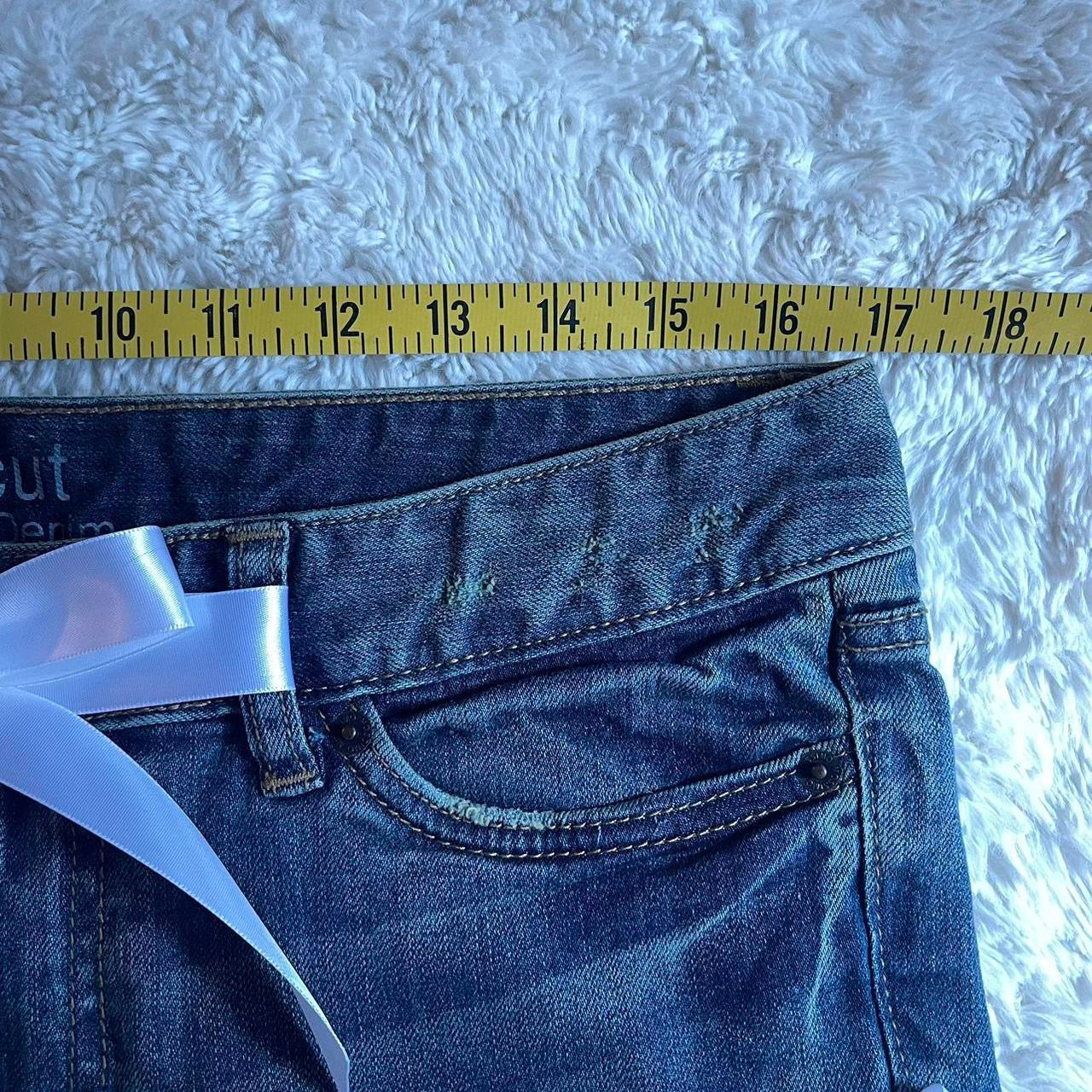 ୨୧ reworked OOAK 2000s extreme denim micro light wash mini skirt with lace trim & white bows