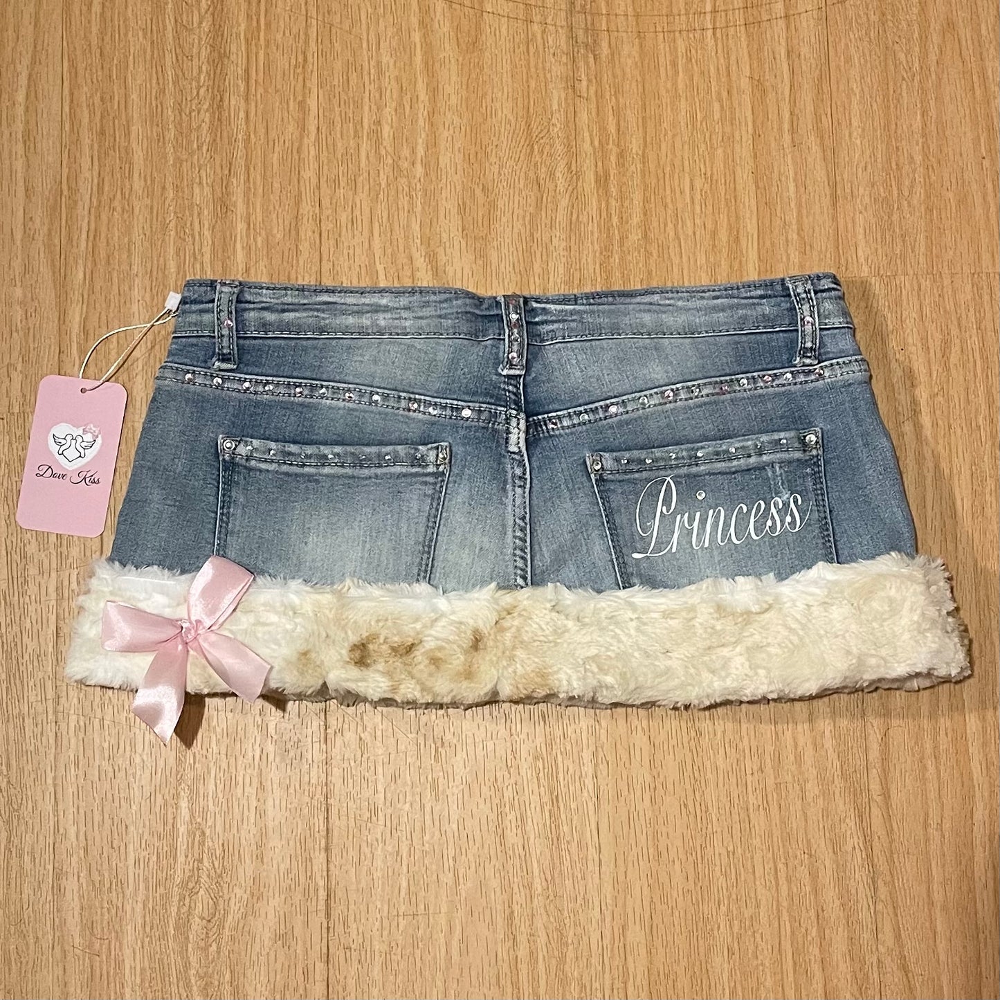 ୨୧ ‘Pretty Princess’ by Dove Kiss micro mini fur trim skirt - SIZE M