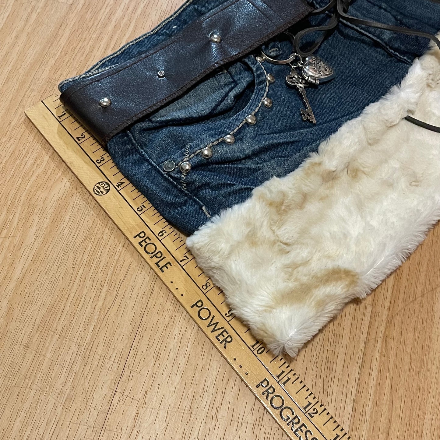"ROCKSTAR PRINCESS" Micro Mini Faux Fur Skirt - SIZE L
