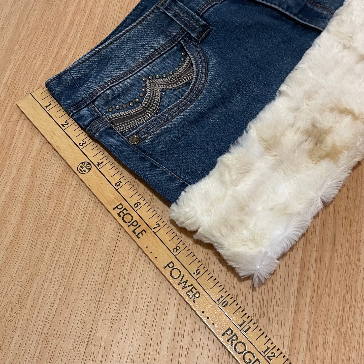 GLAMOUR PRINCESS Mini Faux Fur Skirt - SIZE M