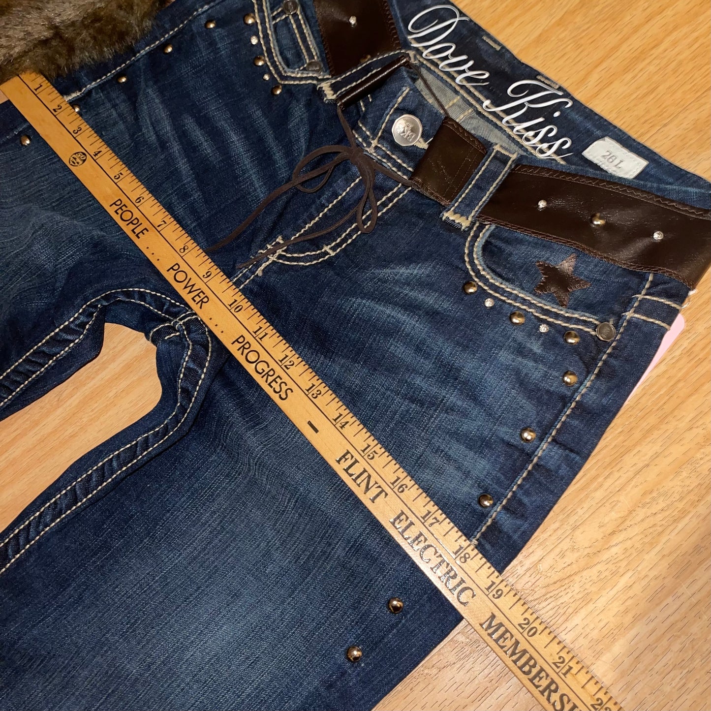 The “SHOWSTOPPER” Diva Faux Fur Trim Jeans - SIZE 26L