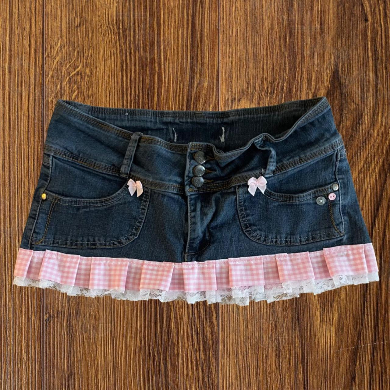 ୨୧ reworked OOAK vintage 2000s triple button micro mini denim skirt with trim and baby pink bow details