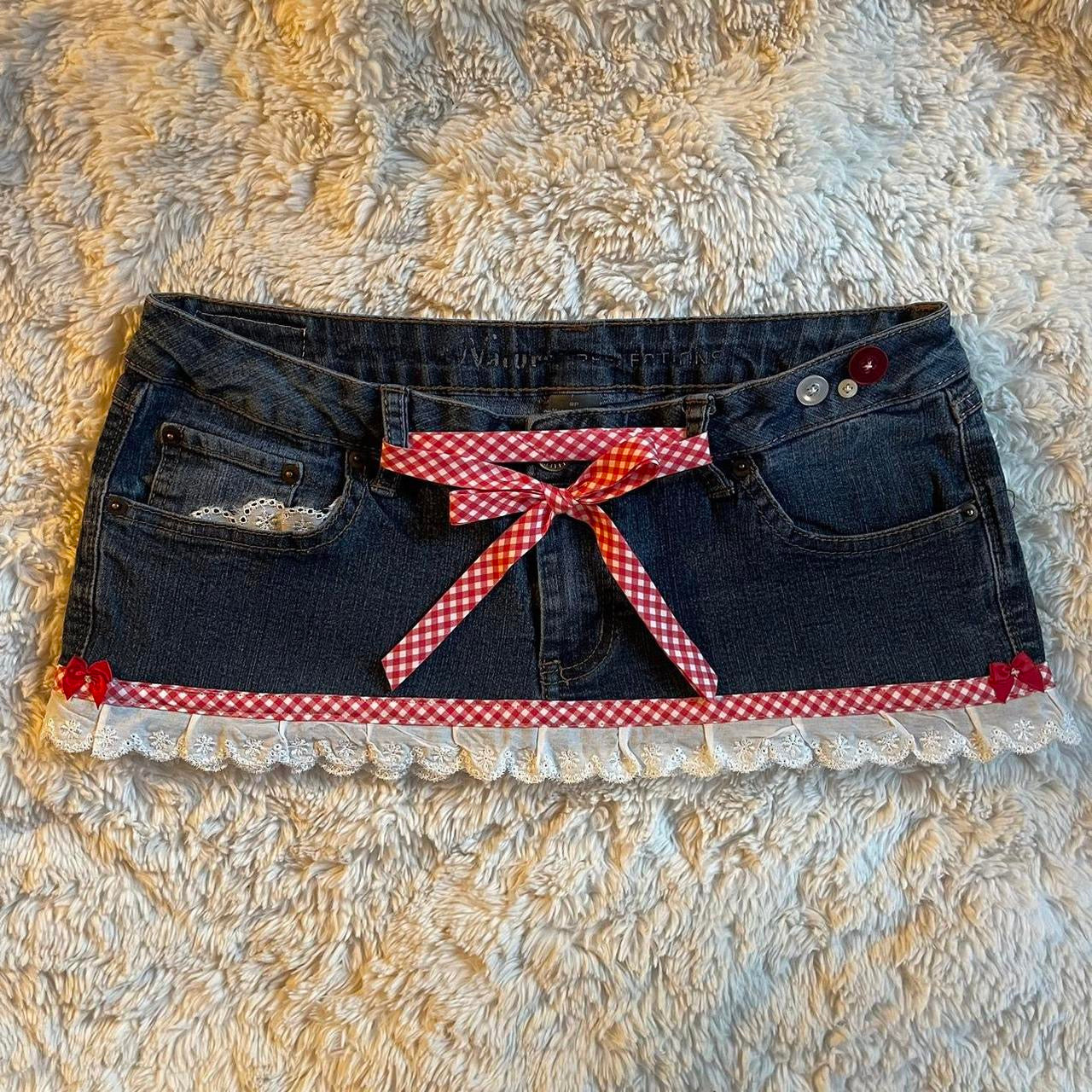୨୧ reworked OOAK vintage micro mini denim skirt with lace trim, contrast stitching and bow details