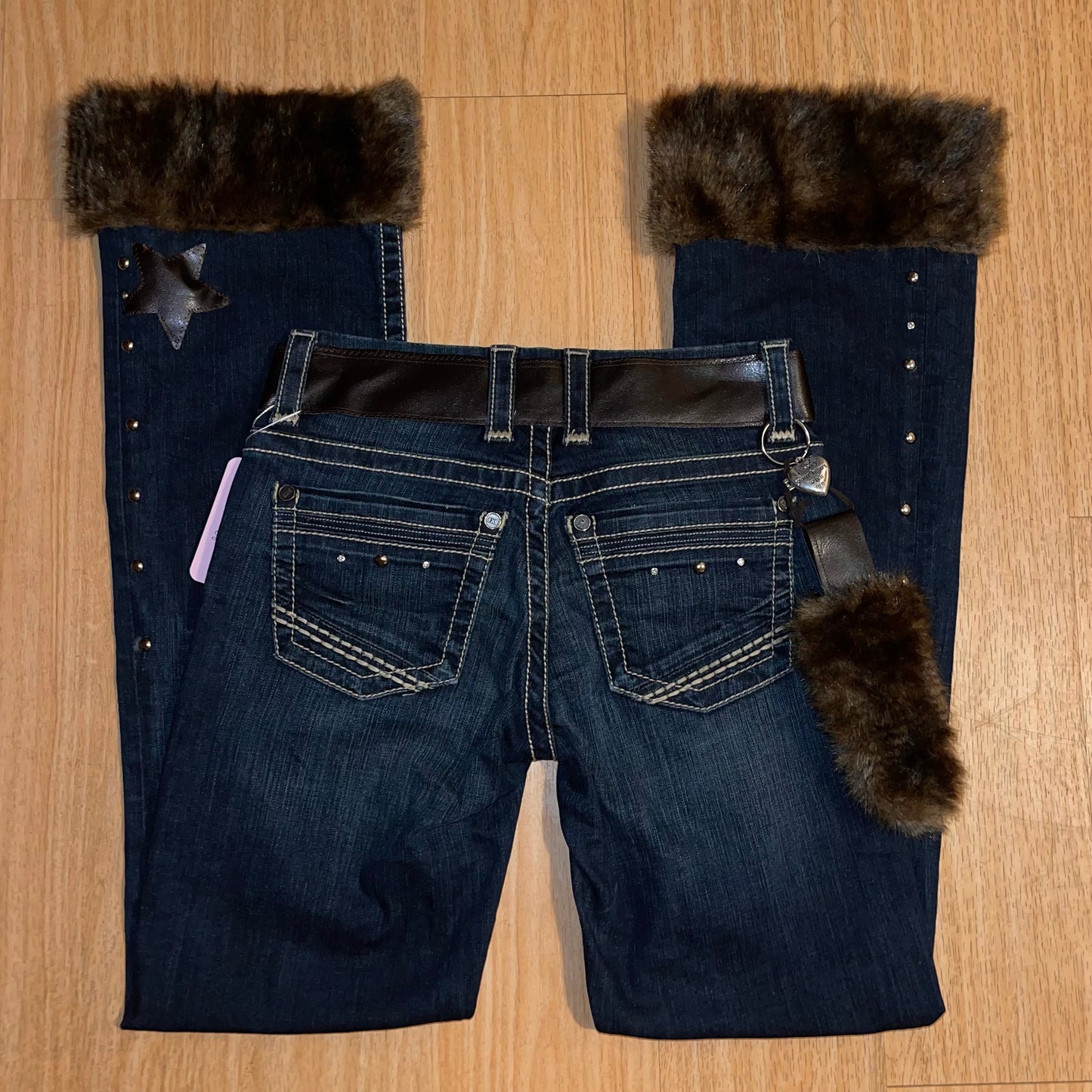 The “SHOWSTOPPER” Diva Faux Fur Trim Jeans - SIZE 26L