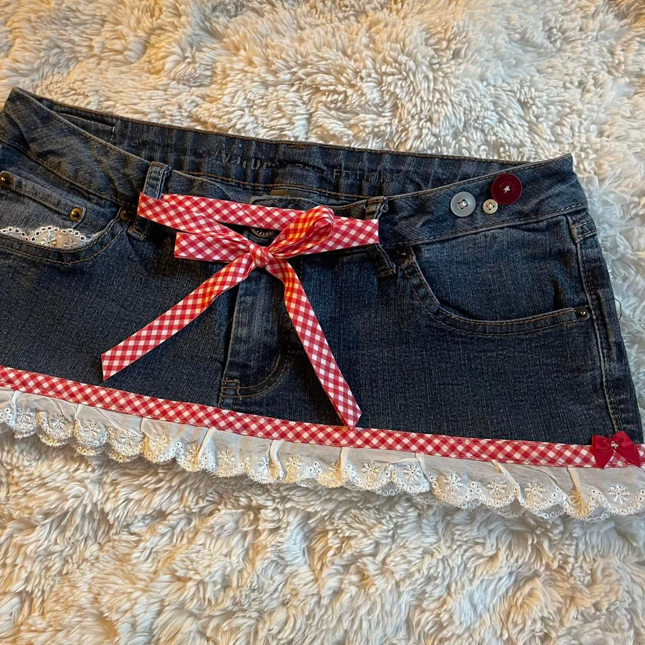 ୨୧ reworked OOAK vintage micro mini denim skirt with lace trim, contrast stitching and bow details
