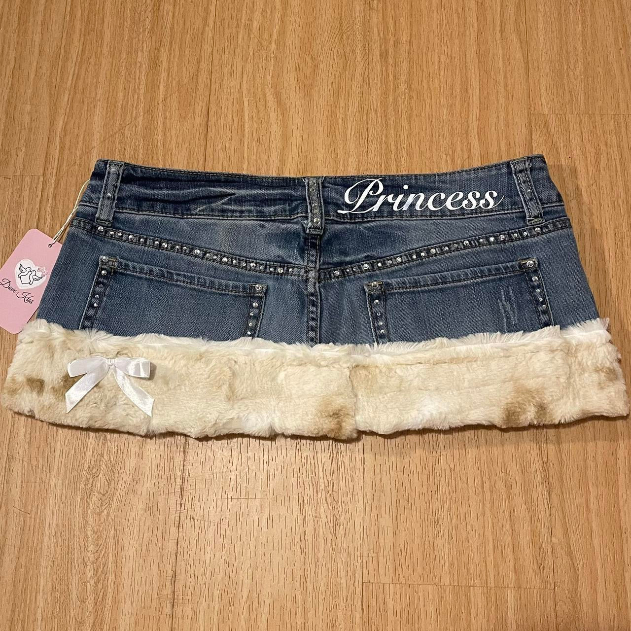 PRETTY PRINCESS Mini Faux Fur Skirt - SIZE L