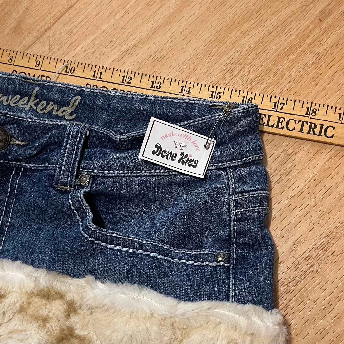 reworked OOAK 2000s ballet princess micro mini fur trim skirt ୨୧