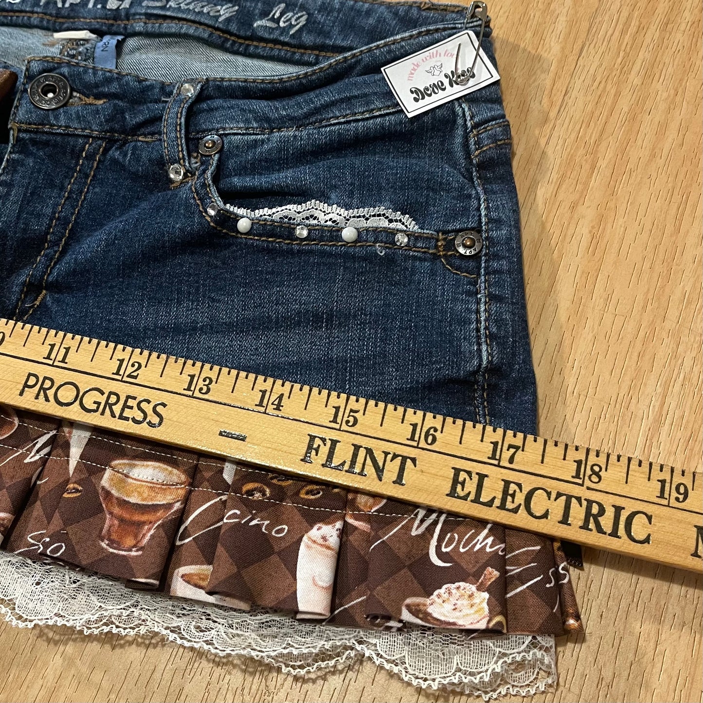 𓏲ּ𝄢 2000s ‘Cappuccino Cutie’ Princess Micro Mini Skirt - SIZE SMALL