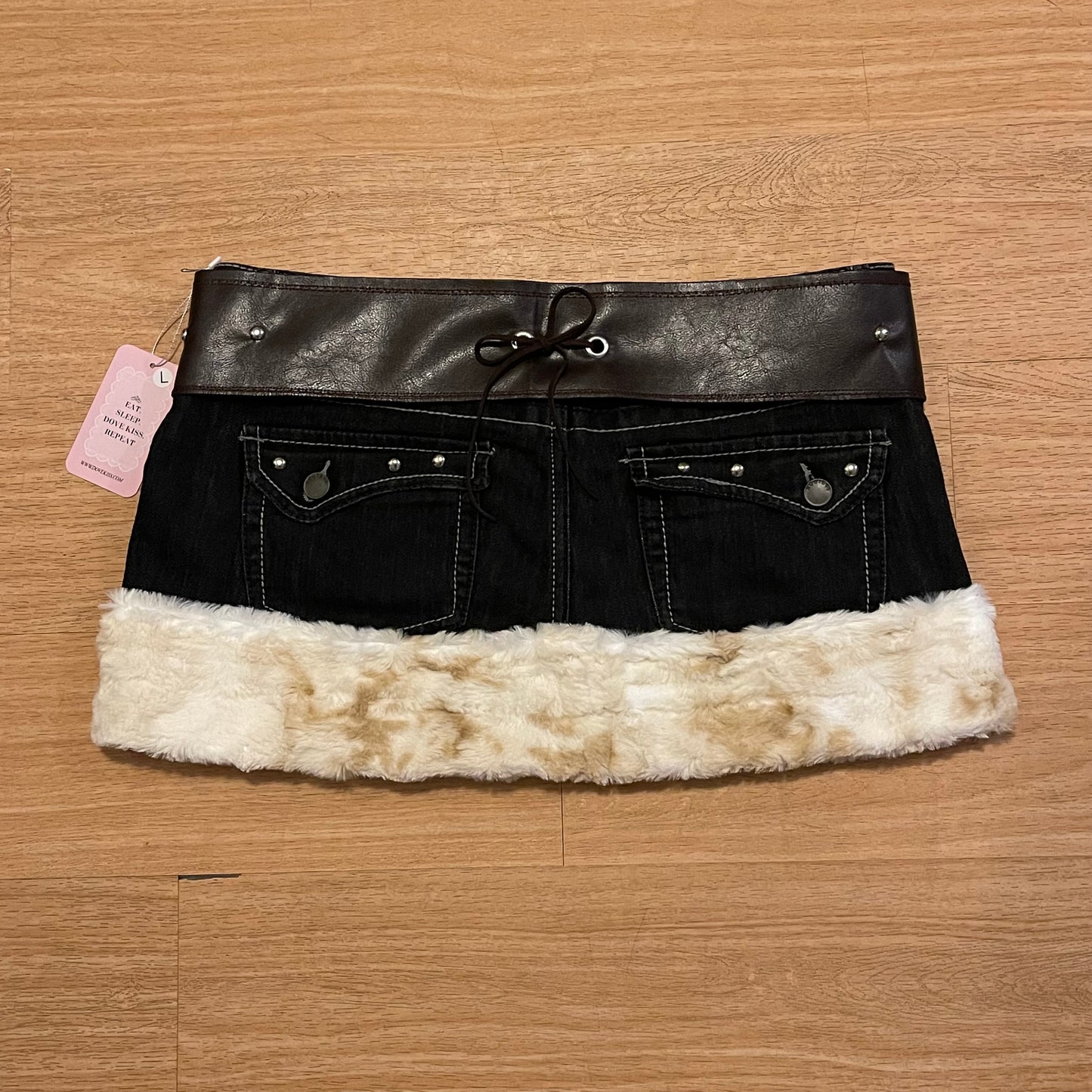 "ROCKSTAR PRINCESS" Micro Mini Faux Fur Skirt - SIZE L