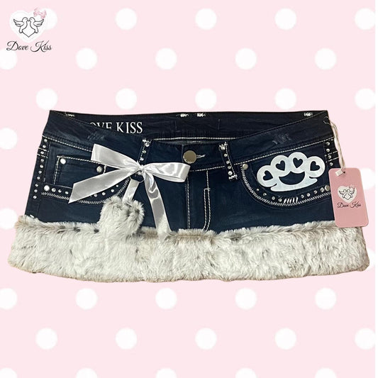 ୨୧ ‘Tough Cookie’ Mini Faux Fur Trim Skirt - SIZE L