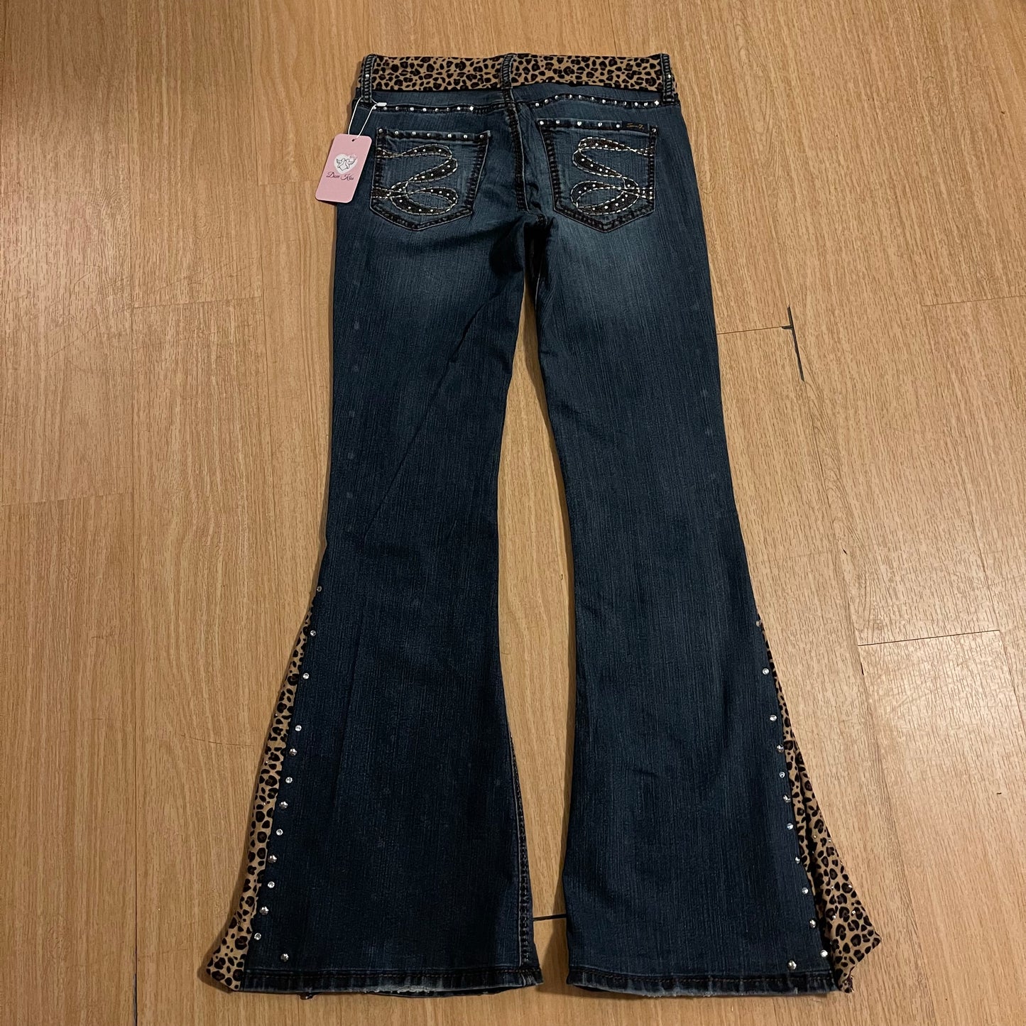 Reworked/Upcycled 80s Diva OOAK Jeans (with belt and embellishments)