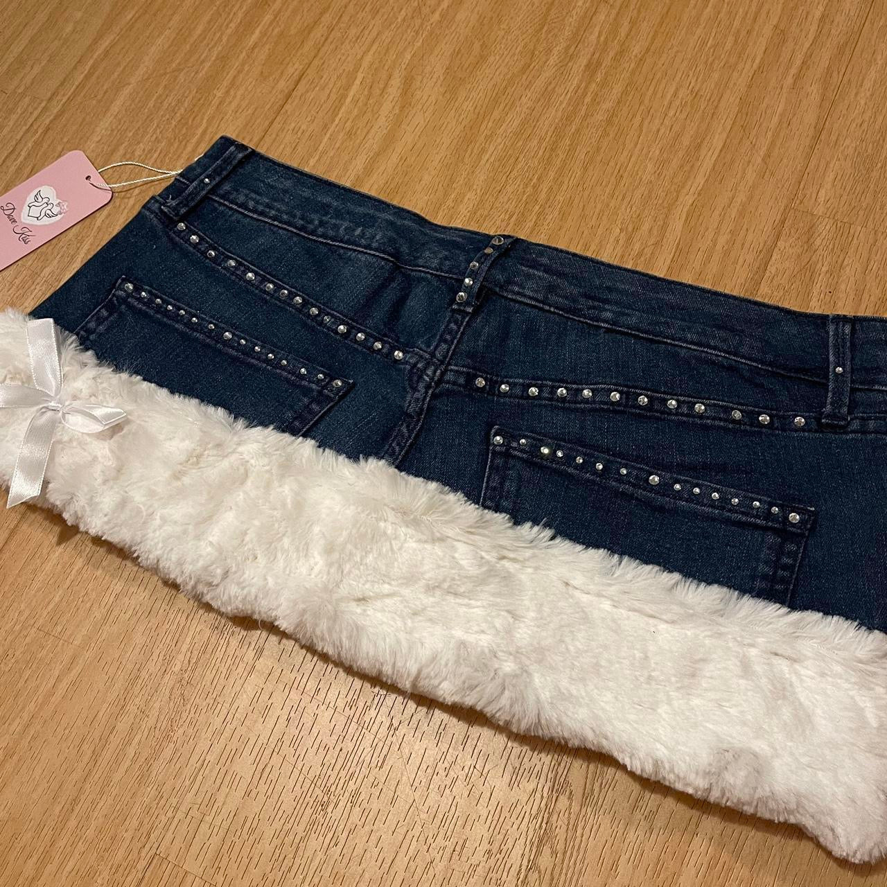 PRETTY PRINCESS Mini Faux Fur Skirt - SIZE M