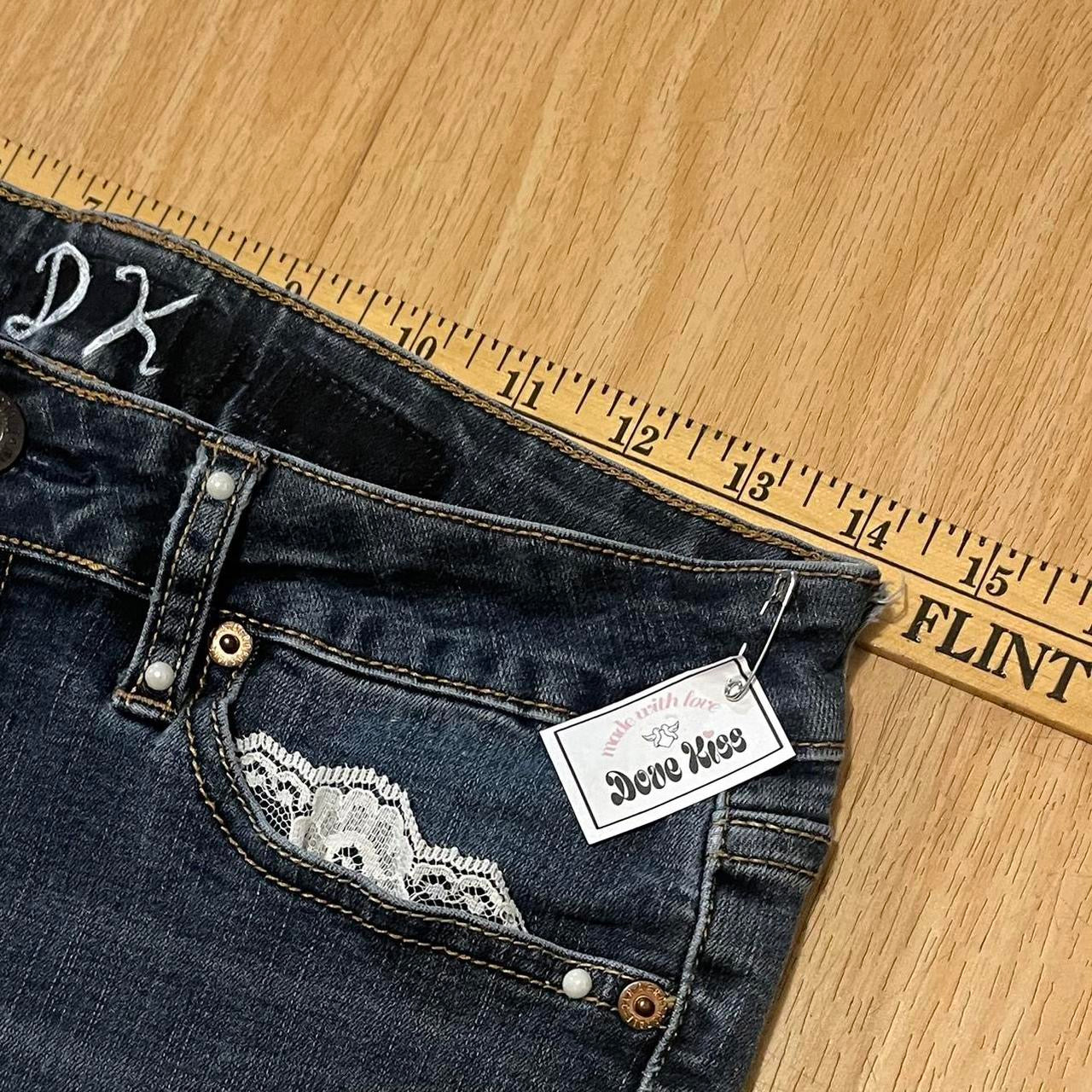 𓏲ּ𝄢 𝐃𝐎𝐕𝐄 𝐊𝐈𝐒𝐒 2000s royal kawaii princess mini denim skirt