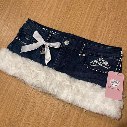 PRETTY PRINCESS Mini Faux Fur Skirt - SIZE M
