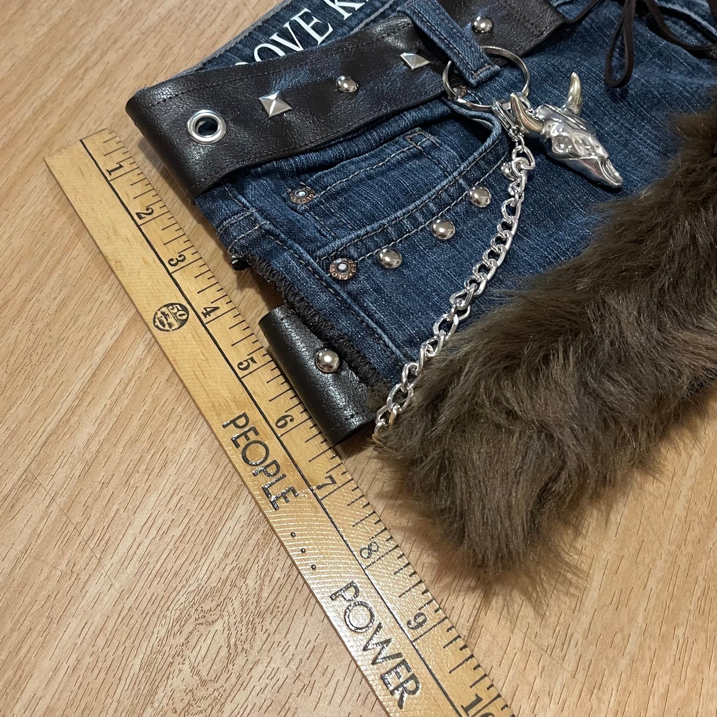 ୨୧ Grunge Gyaru Princess Micro Mini Faux Fur Trim Skirt - SIZE S