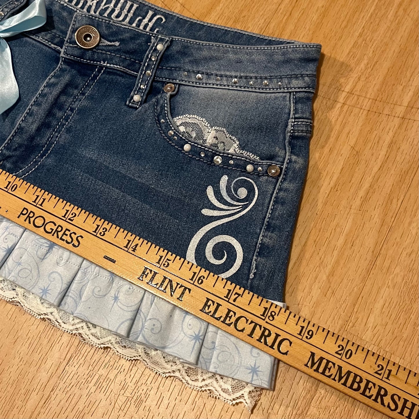 𓏲ּ𝄢 ‘Cutie Cove’ Mermaid Princess Mini Skirt - SIZE M