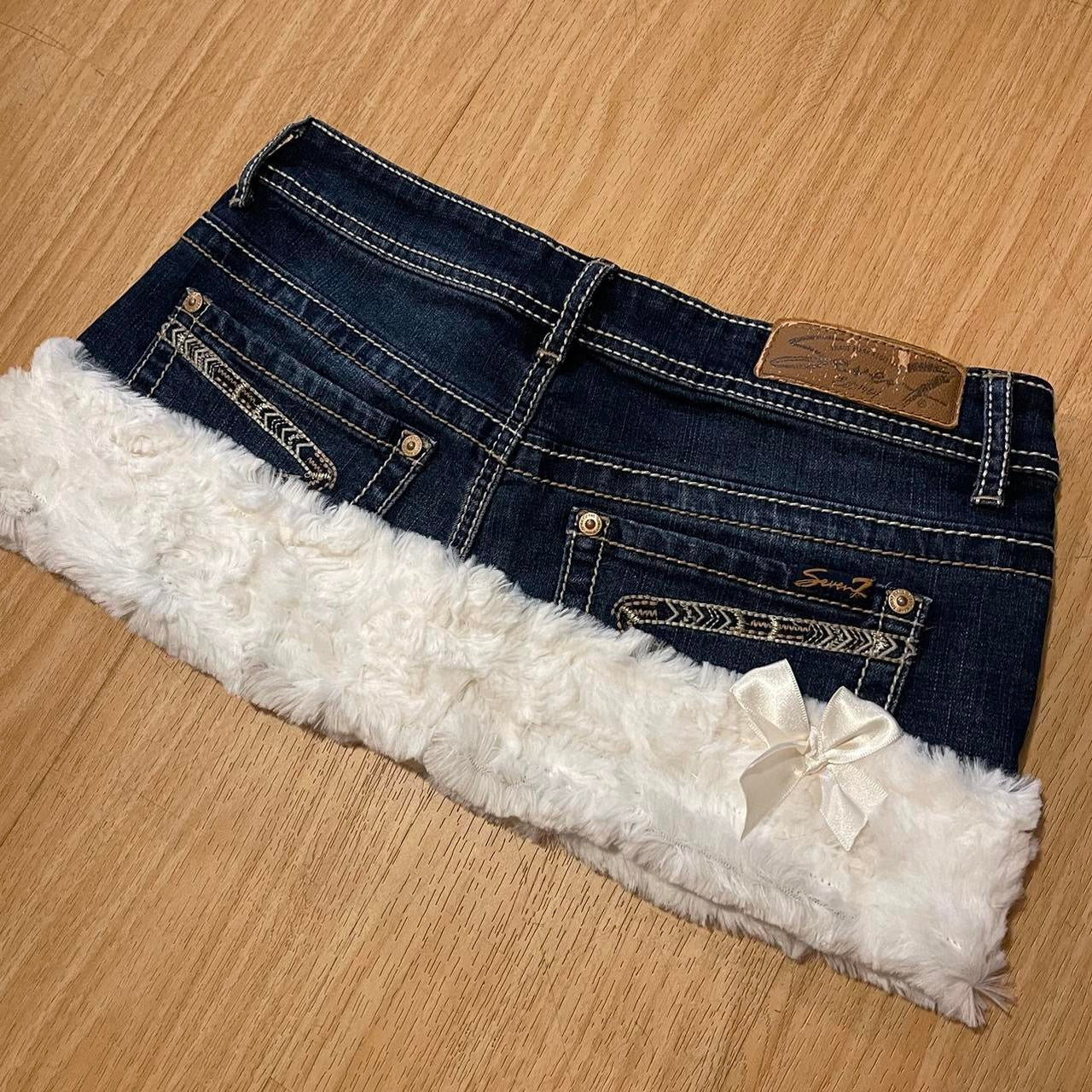 𓏲ּ𝄢 Dove Kiss ‘swan princess’ 2000s micro mini faux fur trim skirt with partial inner fur lining