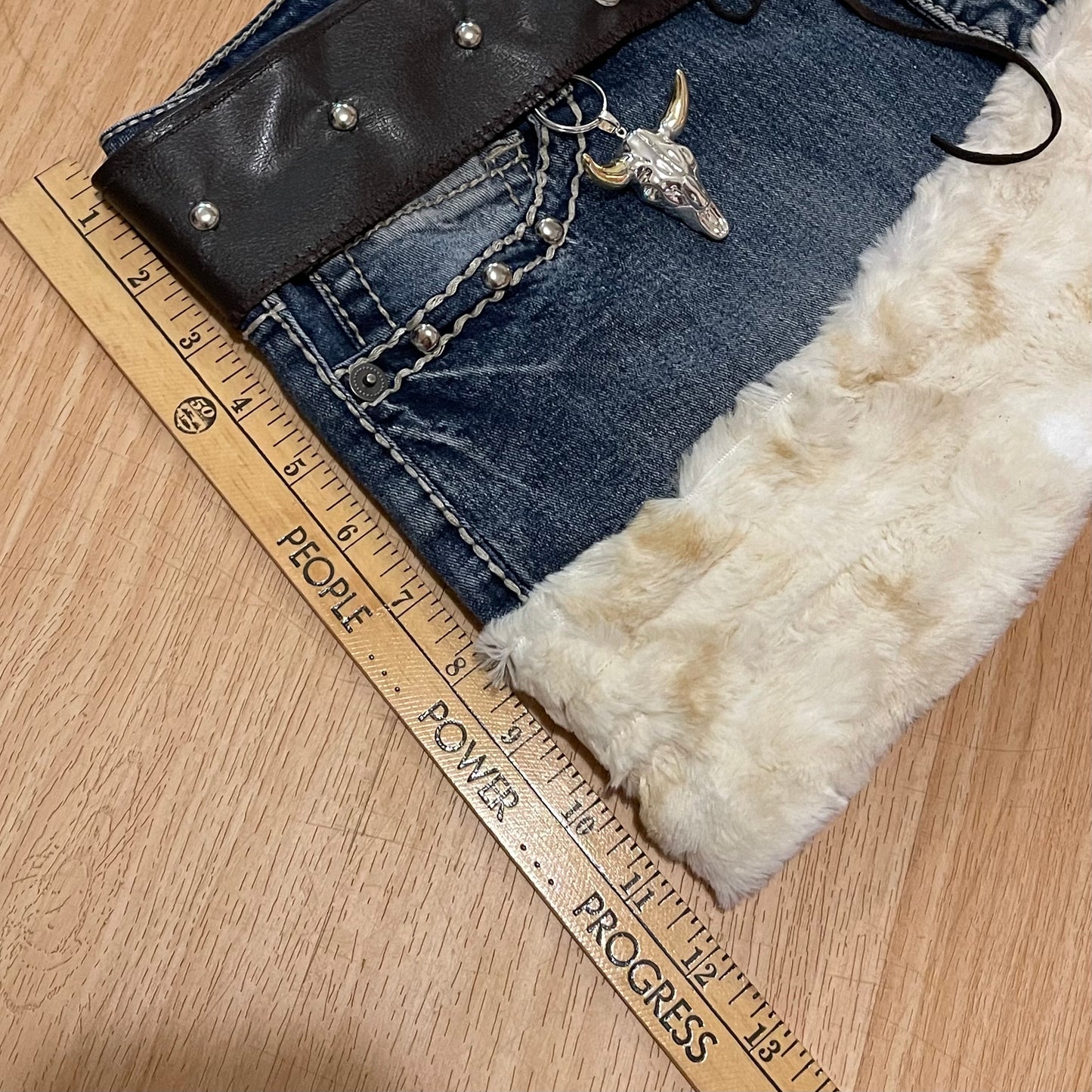 "ROCKSTAR PRINCESS" Micro Mini Faux Fur Skirt - SIZE L