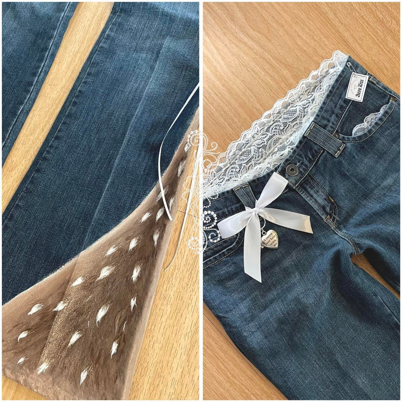 𓏲ּ𝄢 𝐃𝐎𝐕𝐄 𝐊𝐈𝐒𝐒 “doe hearts” 2000s princess ribbon ultra flare jeans