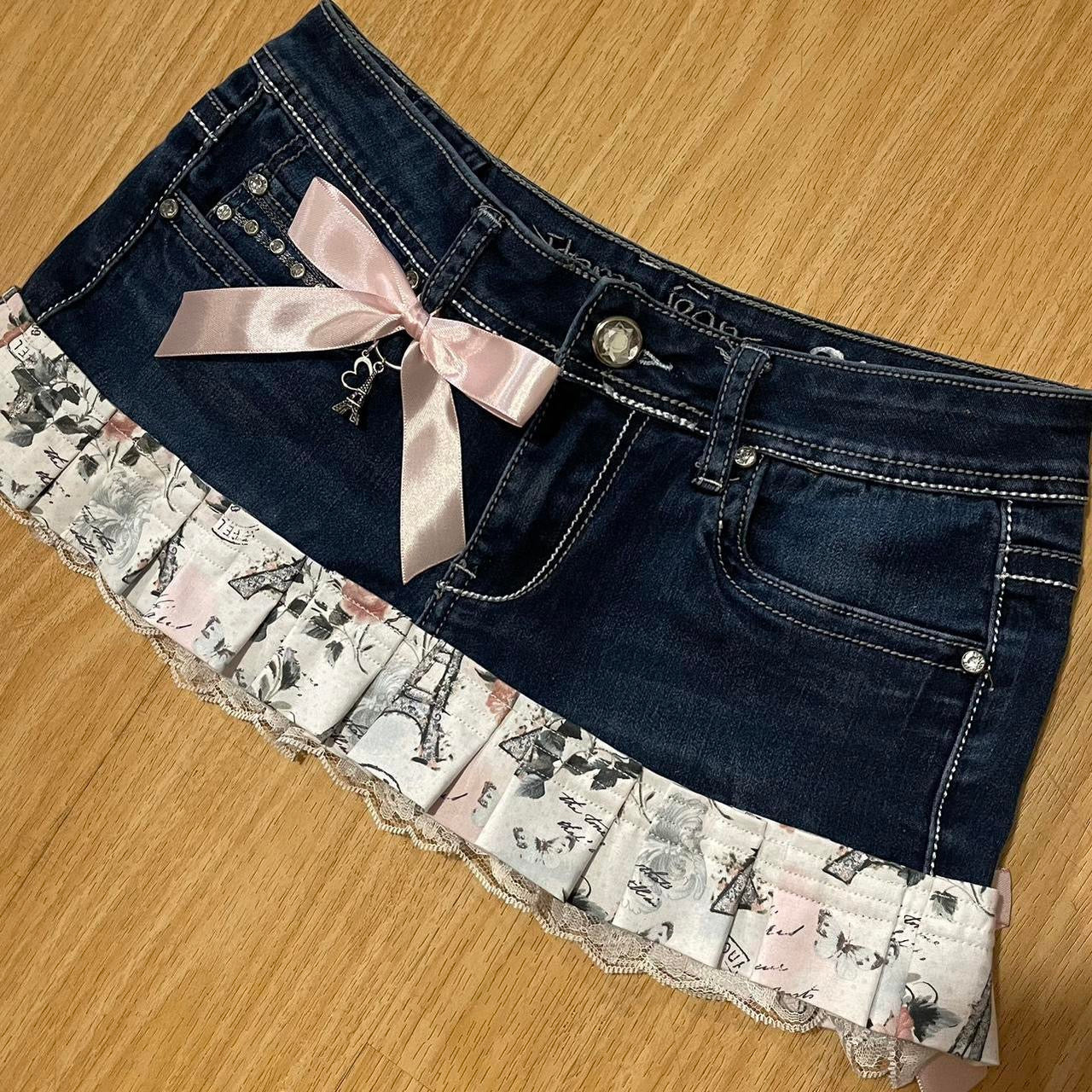 𓏲ּ𝄢 'Love Paris' Princess Mini Skirt - SIZE S