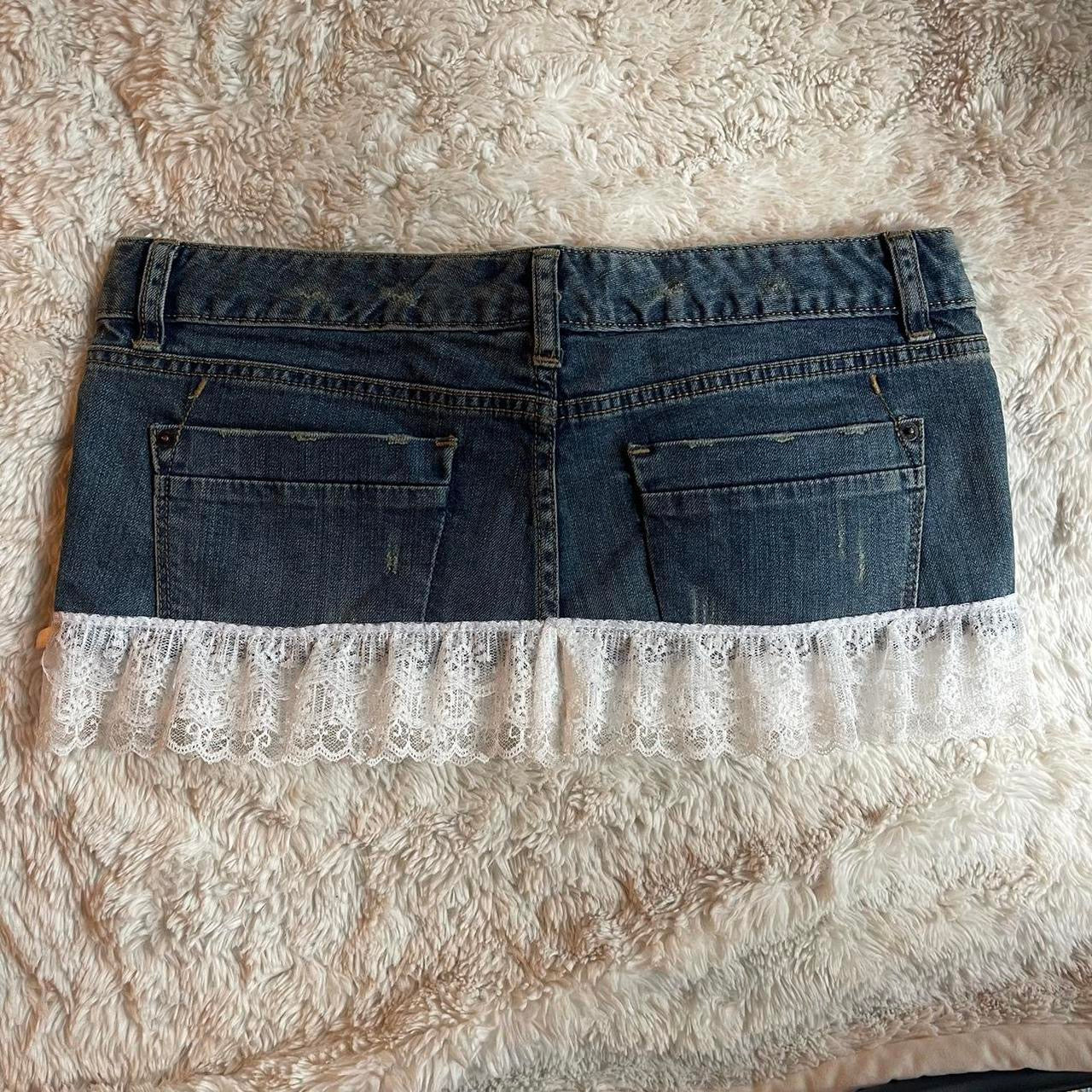୨୧ reworked OOAK 2000s extreme denim micro light wash mini skirt with lace trim & white bows