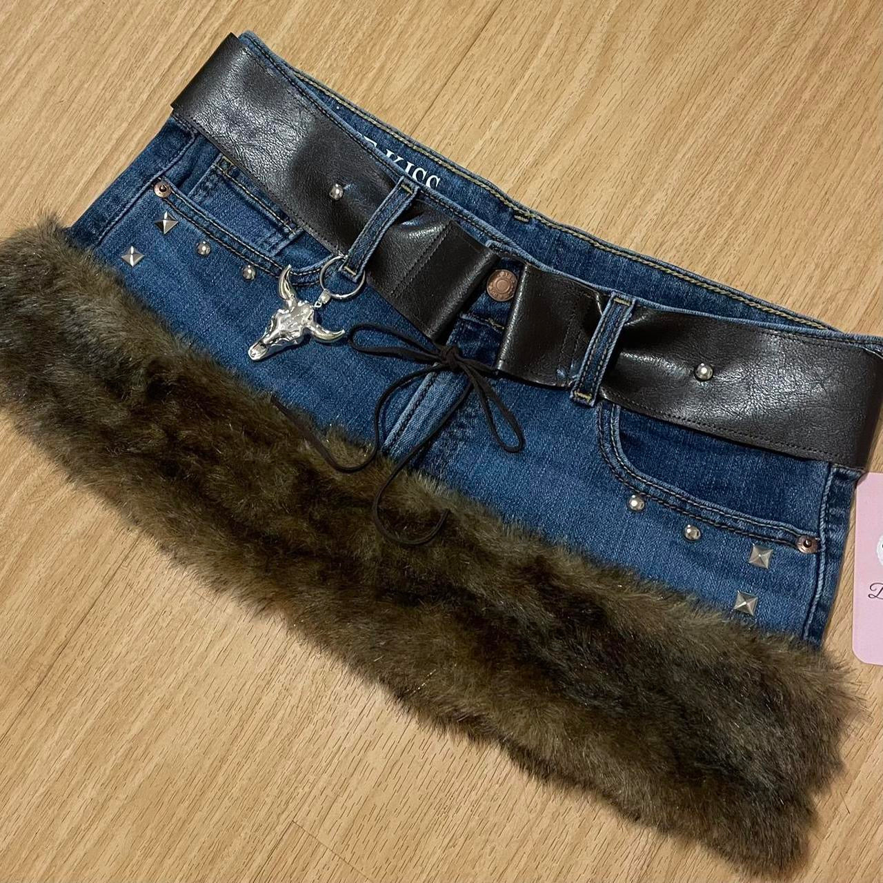 ୨୧ OOAK 2000s Grunge Princess Upcycled Micro Mini Faux Fur Trim Skirt - SIZE M
